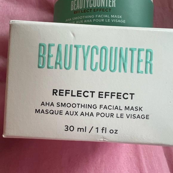 Beautycounter AHA Smoothing Facial Mask 30mL brand new ! - Picture 2 of 3